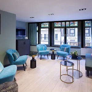 Hotel Ciao Papa Station