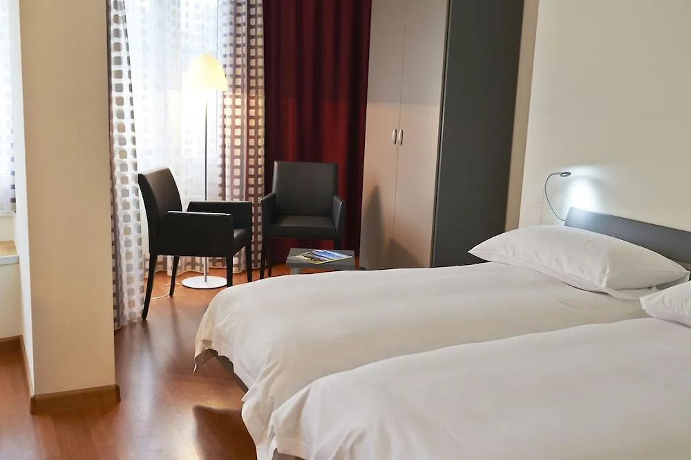 Hotel Du Commerce Basel
