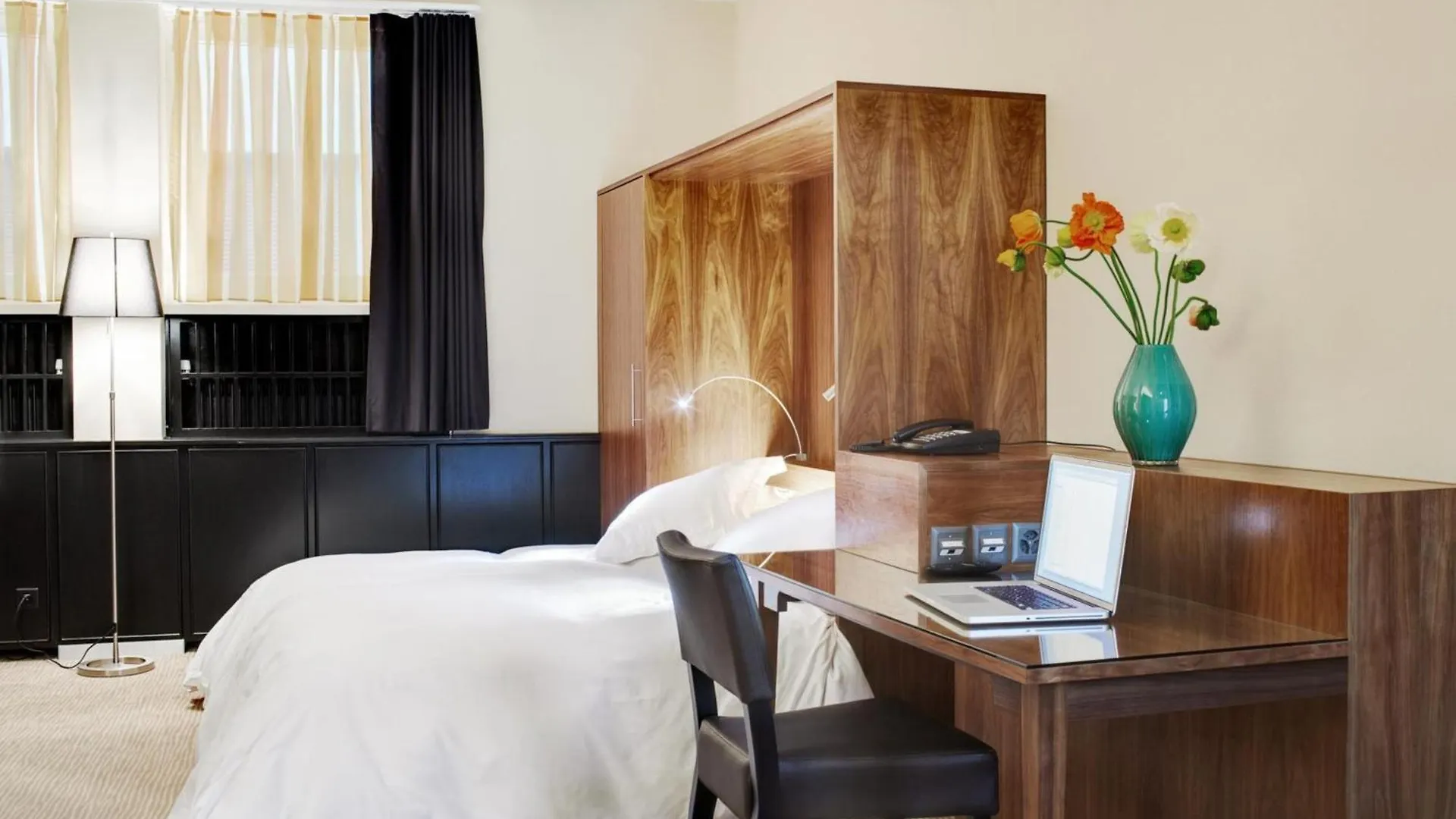 Hotel Du Commerce Basel